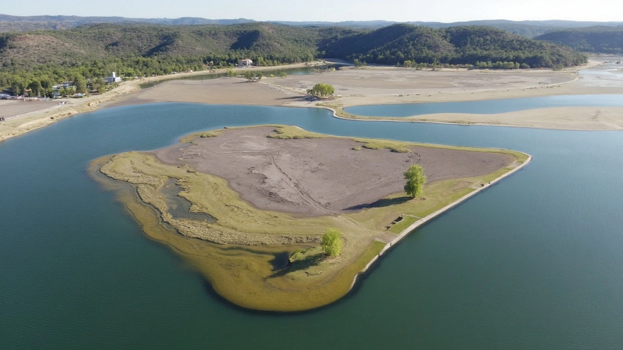 Canyon Lake Drought Hits Hard: Reservoir Sinks to 60-Year Low, Recreation and Water Supplies at Risk