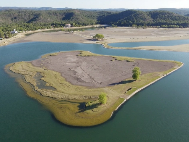 Canyon Lake Drought Hits Hard: Reservoir Sinks to 60-Year Low, Recreation and Water Supplies at Risk