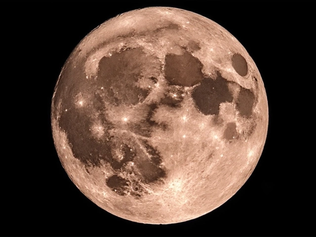Moon Phase on July 3, 2025: Waxing Gibbous Lights Up the Evening Sky